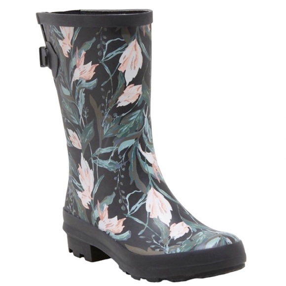 A New Day “Floral Vicki” Rubber Boots (NWT) (Size: 7) - Picture 2 of 16